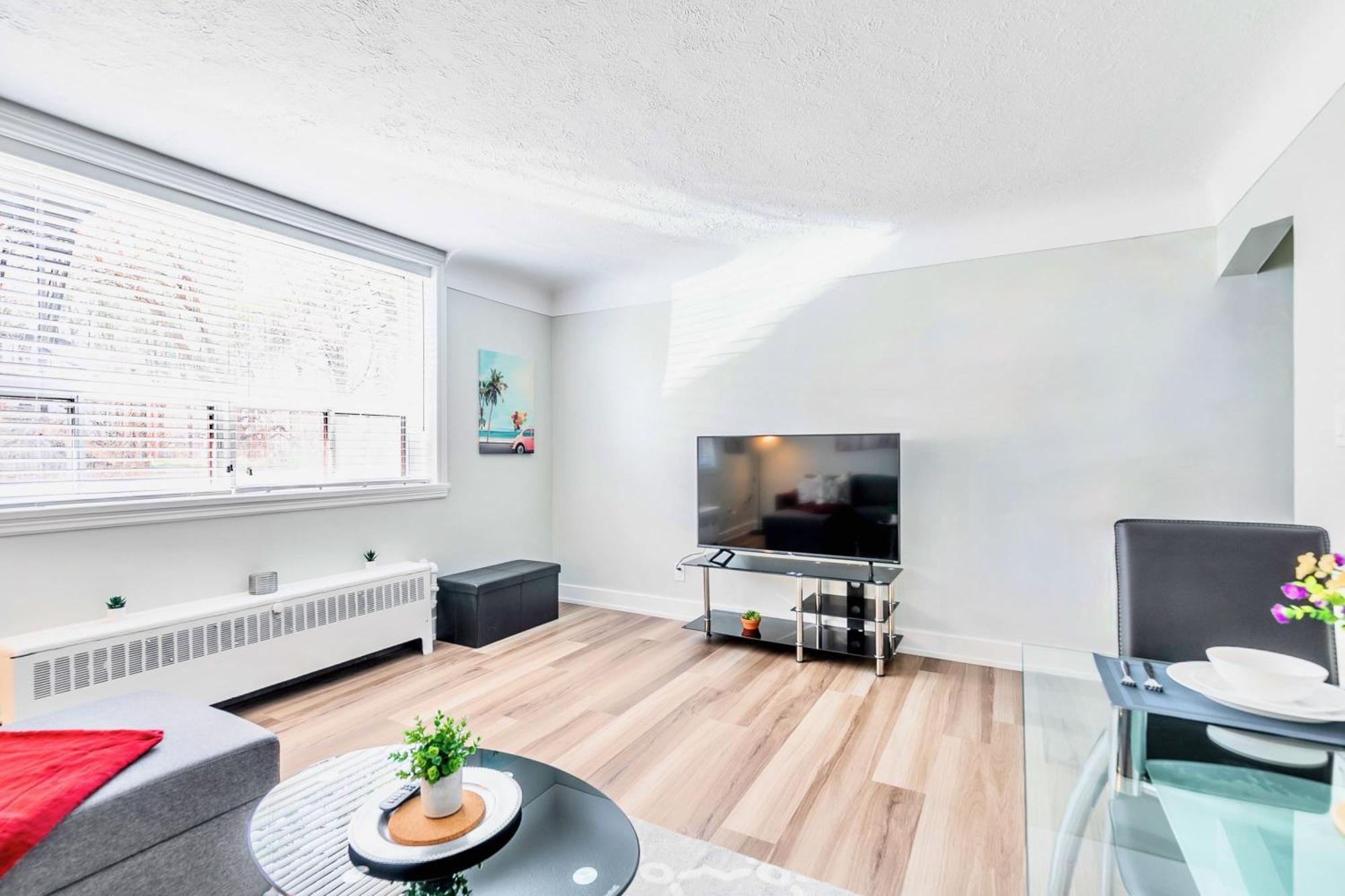 Modern Apartment In Corktown Hamilton Sleeps 4 Luaran gambar